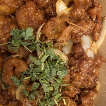 Silver Tray - Orange chicken - Thai Near Me - Seattle, Washington