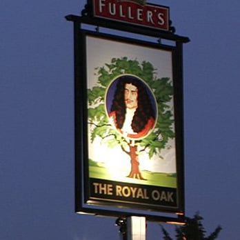 The Royal Oak - Pubs Near Me - Maidenhead, WNM