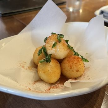Willi's Wine Bar - Goat cheese fritters - Wine Bars Near Me - Santa Rosa, California Willi's Wine Bar - Goat cheese fritters - Wine Bars Near Me - Santa Rosa, California