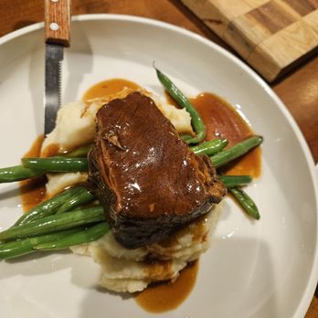 The Swamp Fox Restaurant - Beef short rib - Southern Near Me - Charleston, South Carolina The Swamp Fox Restaurant - Beef short rib - Southern Near Me - Charleston, South Carolina