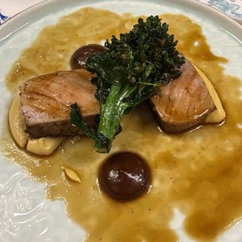 Blue Magpie - Bars Near Me - Arcadia, California