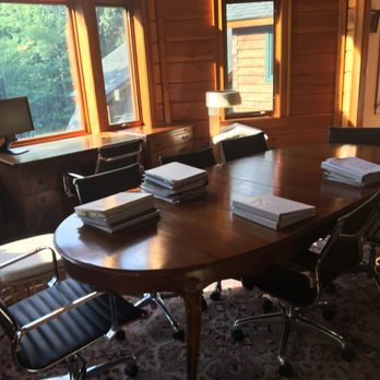The Lodge - Get some business done in the Office/Conference Loft - Bed & Breakfast Near Me - Bedford, New York The Lodge - Get some business done in the Office/Conference Loft - Bed & Breakfast Near Me - Bedford, New York