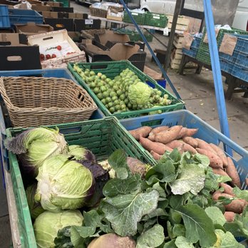 Edinburgh Farmers Market - Winter veggies - Farmers Market Near Me - Edinburgh, EDH Edinburgh Farmers Market - Winter veggies - Farmers Market Near Me - Edinburgh, EDH