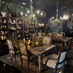 Dark Sister - Lots of seating