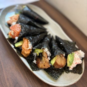 Bubu - Happy hour hand rolls - Sushi Bars Near Me - San Francisco, California