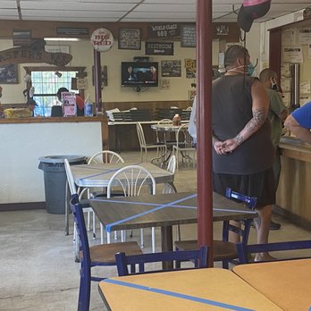 Jasper's Bar-B-Q - Inside - Barbeque Near Me - Waco, Texas