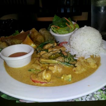 Panya Thai Kitchen - Panang Curry lunch special. - Thai Near Me - Escondido, California Panya Thai Kitchen - Panang Curry lunch special. - Thai Near Me - Escondido, California