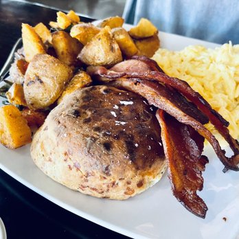 Barleymash - Meat & Egg Scramble - Sports Bars Near Me - San Diego, California