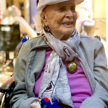 Elders Inn - Patio at Elder's Inn - Retirement Homes Near Me - Alameda, California