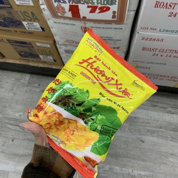 Hoa Binh Supermarket - Oh sweet...ban Xao mix 11.18.22 - International Grocery Near Me - Garden Grove, California