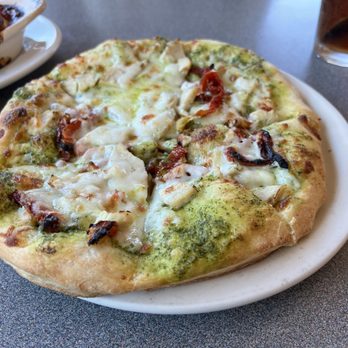 Gaetano's Italian Restaurant - Chicken Pesto Pizza - Italian Near Me - Spring Valley, California Gaetano's Italian Restaurant - Chicken Pesto Pizza - Italian Near Me - Spring Valley, California