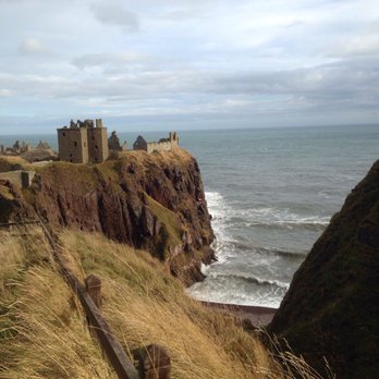 Dunnottar Castle - Landmarks & Historical Buildings Near Me