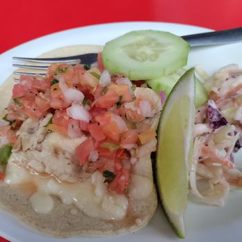 Taco Loco - Chicken taco dressed up with salsa and sides. The chicken itself was very bland and hard to chew. - Mexican Near Me - Cabo San Lucas, BCS Taco Loco - Chicken taco dressed up with salsa and sides. The chicken itself was very bland and hard to chew. - Mexican Near Me - Cabo San Lucas, BCS