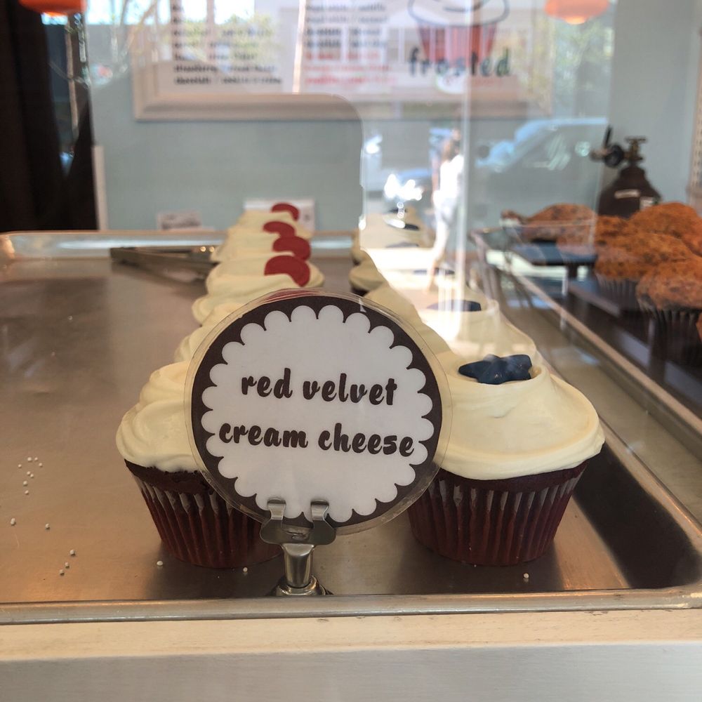 Frosted Cupcakery - Bakeries Near Me - Long Beach, California