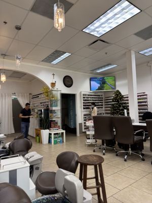 Gorgeous Nails & Spa