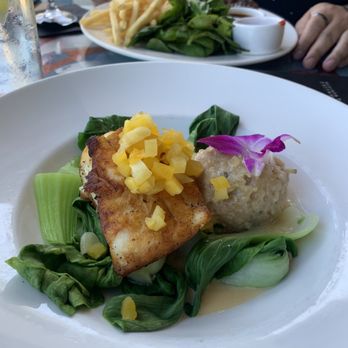 Geoffrey's Malibu - Sea bass - Seafood Near Me - Malibu, California Geoffrey's Malibu - Sea bass - Seafood Near Me - Malibu, California