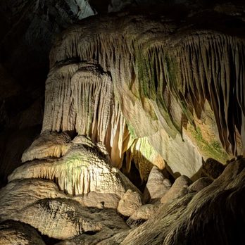 Carlsbad Caverns National Park - Gorgeous stone formations - Parks Near Me - Carlsbad, New Mexico Carlsbad Caverns National Park - Gorgeous stone formations - Parks Near Me - Carlsbad, New Mexico