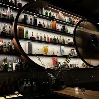 Mordecai - Bar area - New American Near Me - Chicago, Illinois