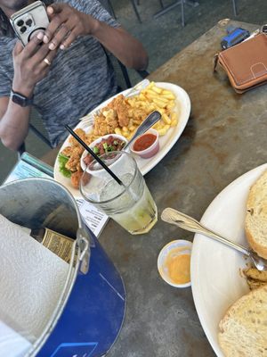 Shuck N Jive by null