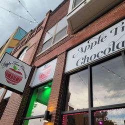 Apple Tree Chocolate