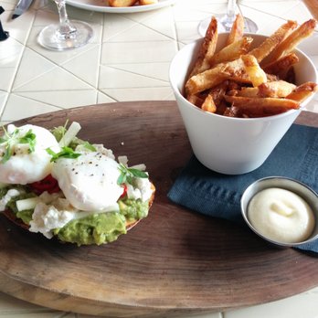 Lavelle - Avocado toast - wonderful flavours! - Lounges Near Me - Toronto, Ontario