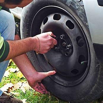 Tri-County Towing & Recovery - tire change - Towing Near Me - Chiefland, Florida Tri-County Towing & Recovery - tire change - Towing Near Me - Chiefland, Florida