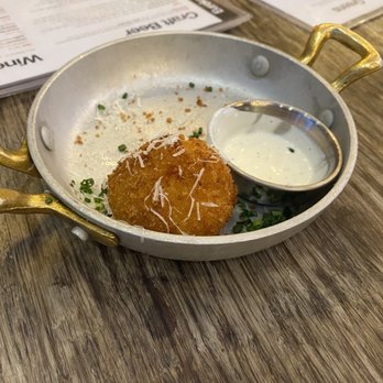 Eureka! - Last Max & Mac and Cheese Ball - American Near Me - Hawthorne, California Eureka! - Last Max & Mac and Cheese Ball - American Near Me - Hawthorne, California