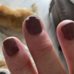 Nails chipping after two days. Nails chipping after two days.
