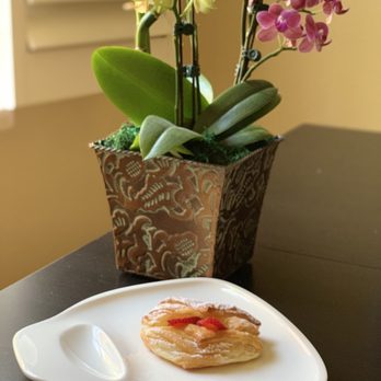 Cream Pan - Bakeries Near Me - Tustin, California