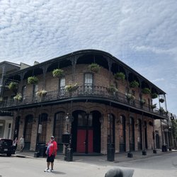 Lucky Bean Tours - New Orleans. Where all the Vampire shots from TV shows take place. It is a private residence.