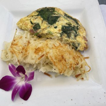 Crown Bistro - Spinach, Ham, Havarti omelette - Breakfast & Brunch Near Me - Coronado, California