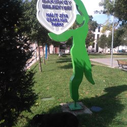 Halit Ziya Uşaklıgil Parkı