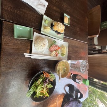 Asian Bistro - Dynamite roll. Sashimi lunch combo - Asian Fusion Near Me - Alexandria, Virginia