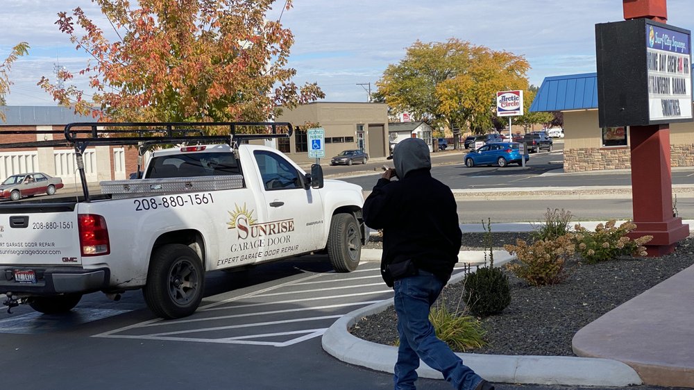 Sunrise Garage Door - Garage Door Contractor in Nampa, ID