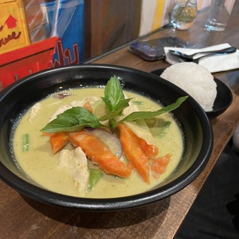 Thai Hot Box - Green Curry - Thai Near Me - New York, New York Thai Hot Box - Green Curry - Thai Near Me - New York, New York