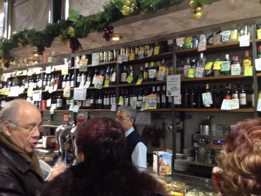 Bodega Estebaranz by null