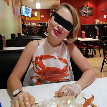 Crackin' Crab - "How's my face, babe?" ....you look fine. "And my lipstick?" yea, you look good - Cajun/Creole Near Me - Albuquerque, New Mexico Crackin' Crab - "How's my face, babe?" ....you look fine. "And my lipstick?" yea, you look good - Cajun/Creole Near Me - Albuquerque, New Mexico