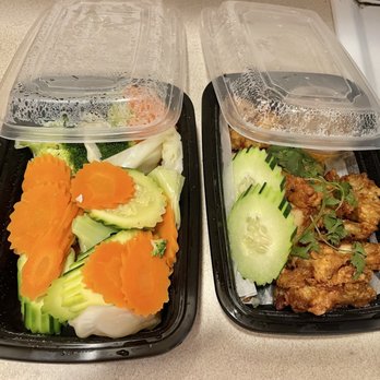 Aroy Mak Thai Food - Steamed Vegetables were surprisingly good & our favorite Khao Man Gai Tod (Thai-Fried chicken) - Thai Near Me - Seattle, Washington Aroy Mak Thai Food - Steamed Vegetables were surprisingly good & our favorite Khao Man Gai Tod (Thai-Fried chicken) - Thai Near Me - Seattle, Washington