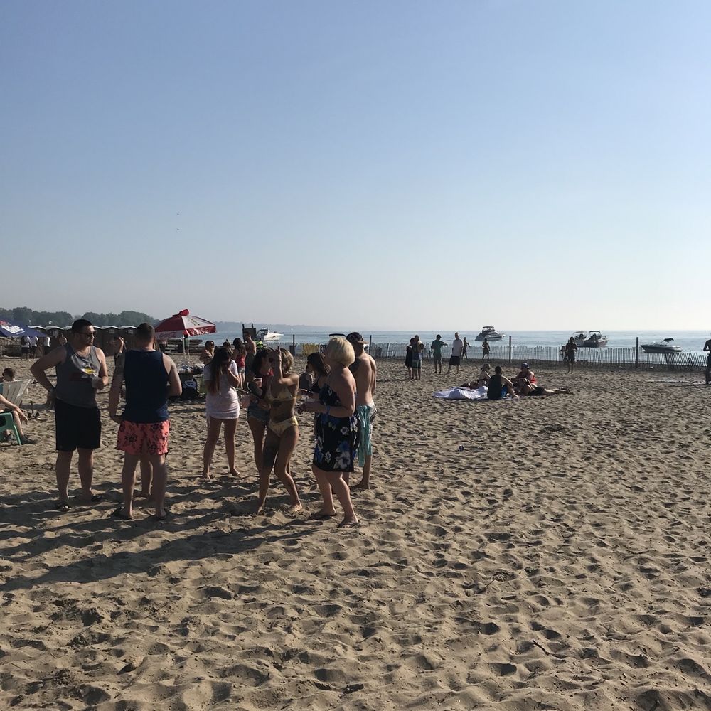 Solé Sandbar - Tiki Bars Near Me - Blasdell, New York
