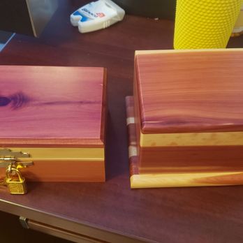 Rainbow Bridge Pets Cremations - On left with lock and keys are done by rainbow bridge pets cremation, on right was done by cremation business in lakewood. - Pet Cremation Services Near Me