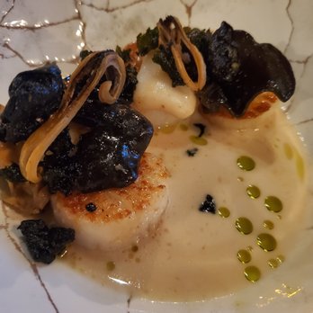 XO Restaurant - Seared Scallops, XO Spiced King Trumpet Mushrooms, Herb Creme - Asian Fusion Near Me - Honolulu, Hawaii XO Restaurant - Seared Scallops, XO Spiced King Trumpet Mushrooms, Herb Creme - Asian Fusion Near Me - Honolulu, Hawaii