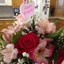 Wonderful flowers from Blossom Shop in Conroe!  Great birthday surprise from my daughter and her fiancé in California!