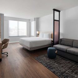 Hyatt Place Atlanta / Perimeter Center - Guest Room