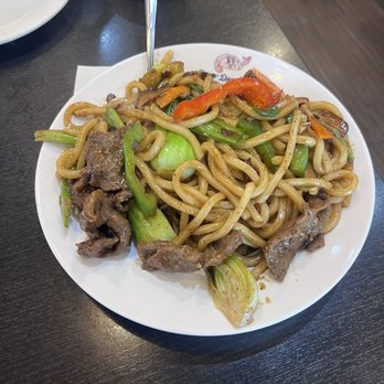 Super Juicy Dumplings - New Beef Udon with Black Pepper - Dim Sum Near Me - Brea, California
