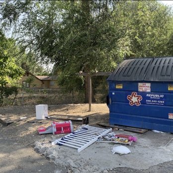 Commercial Northwest Property Management - Trash on property - Property Management Near Me - Boise, Idaho