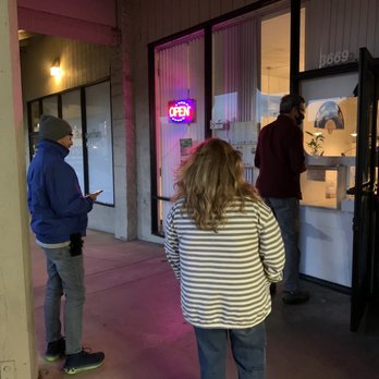 New China - People waiting during Covid. - Chinese Near Me - Redding, California New China - People waiting during Covid. - Chinese Near Me - Redding, California
