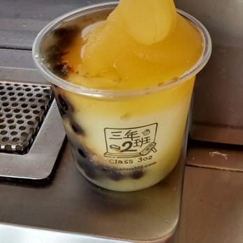 Class 302 Cafe - Passion peach on top and lychee guava on bottom - Taiwanese Near Me - Cerritos, California Class 302 Cafe - Passion peach on top and lychee guava on bottom - Taiwanese Near Me - Cerritos, California