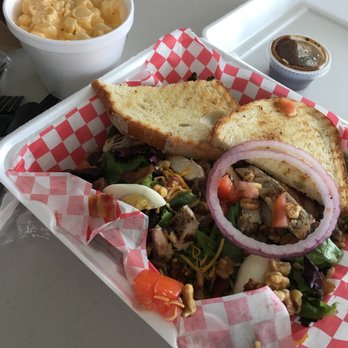 Union Ale House Pub - Chopped salad and mac n cheese! - Sports Bars Near Me - Prospect Heights, Illinois