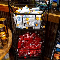 Oden's Liquor