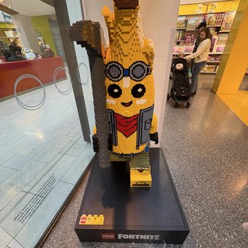 Lego - Toy Stores Near Me - Bloomington, Minnesota Lego - Toy Stores Near Me - Bloomington, Minnesota